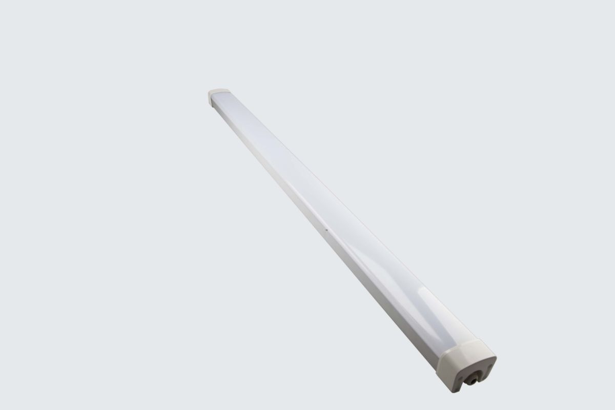 LED- Feuchtraumleuchte LUPO1500-32/64-CCT-O